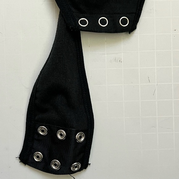 Yummie Annette Bodysuit in Black, size S/M - Picture 10 of 12